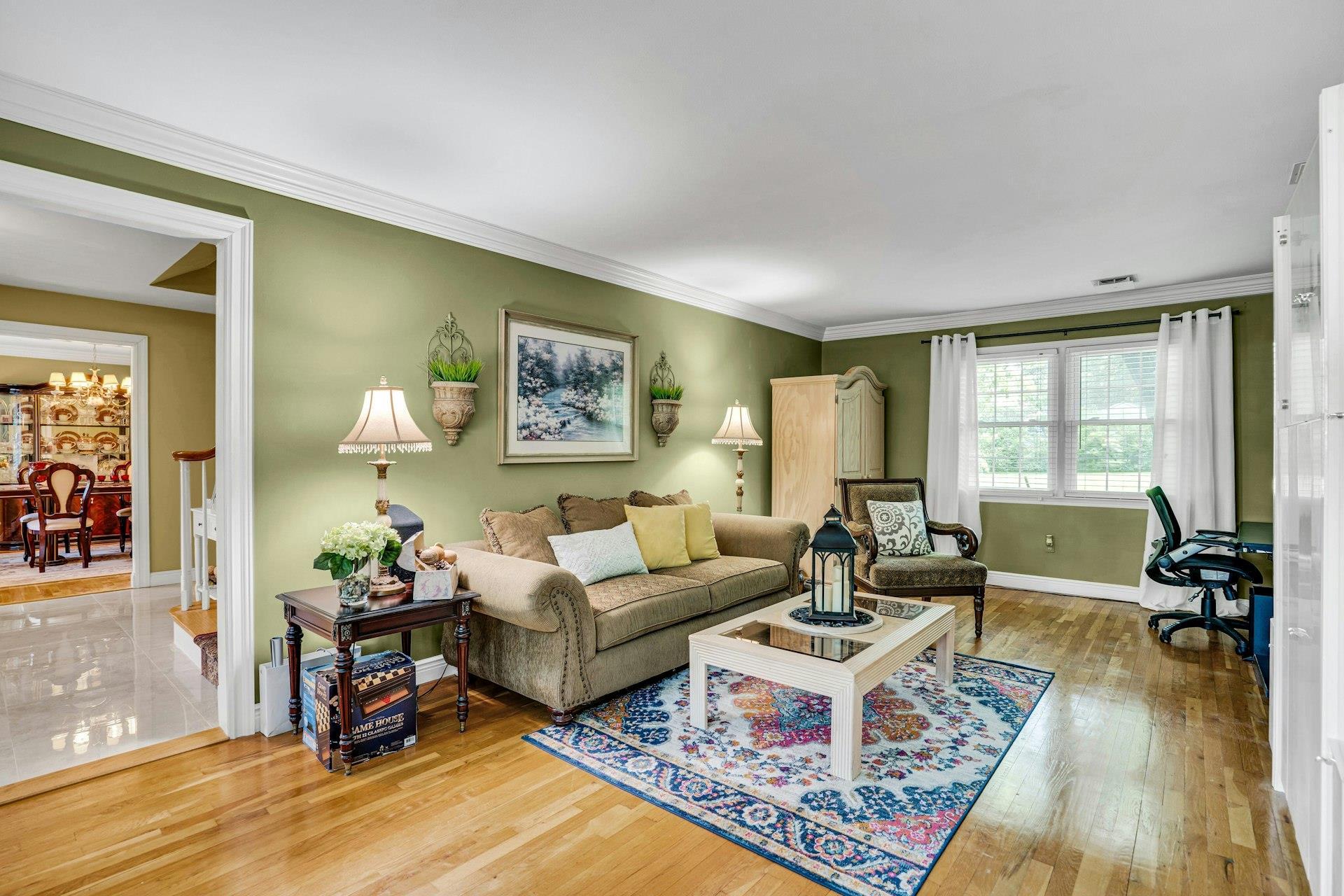 Single Family Threepence  Suffolk County, NY 11747, MLS-875604-9