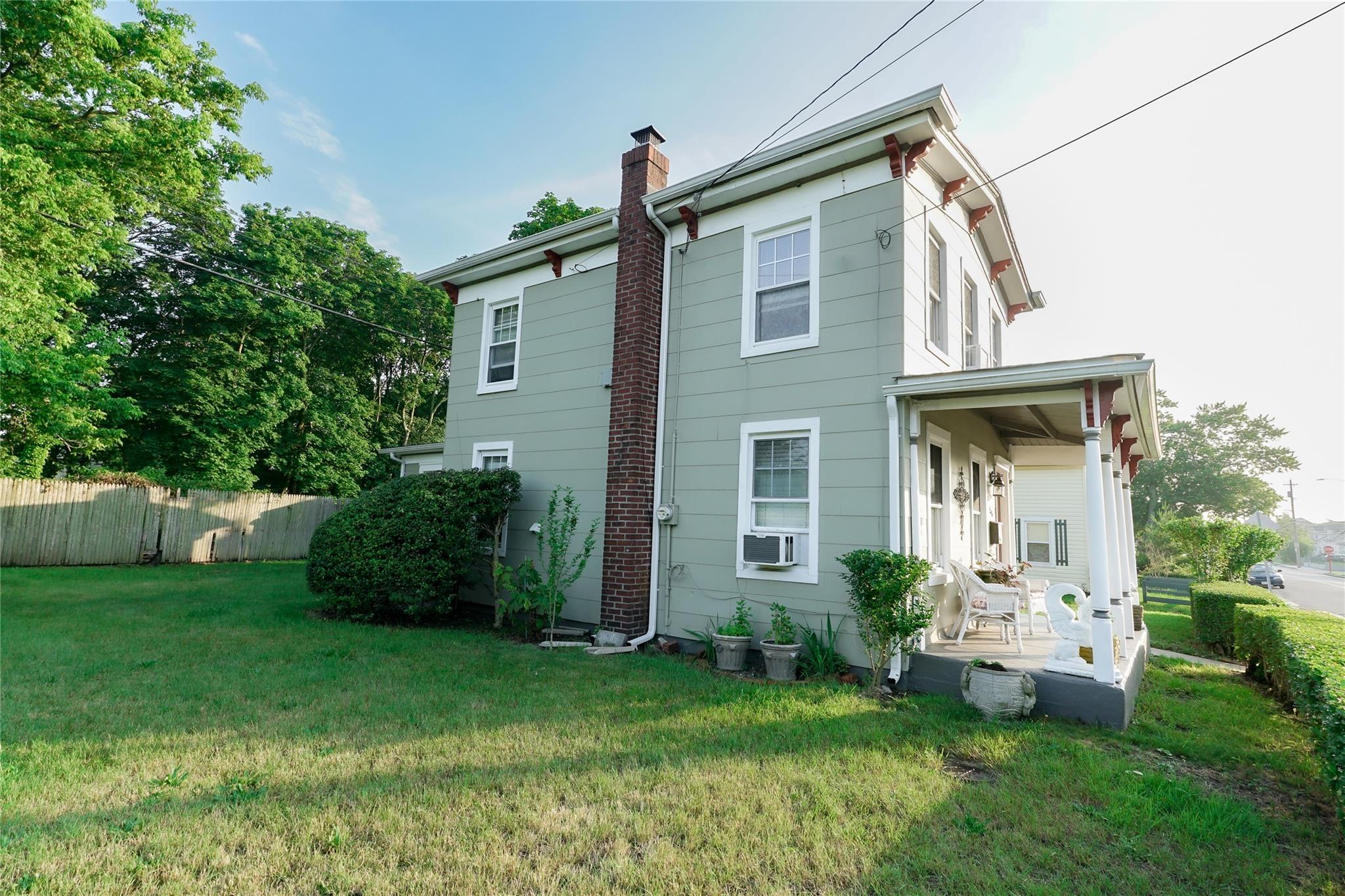 Single Family Academy  Suffolk County, NY 11772, MLS-875606-4