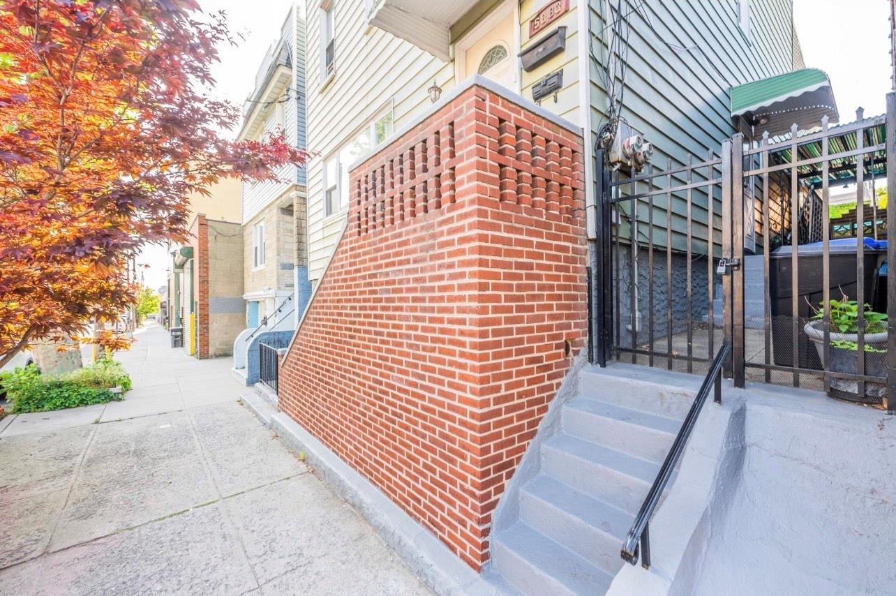 Single Family 57th  Queens, NY 11378, MLS-875613-15