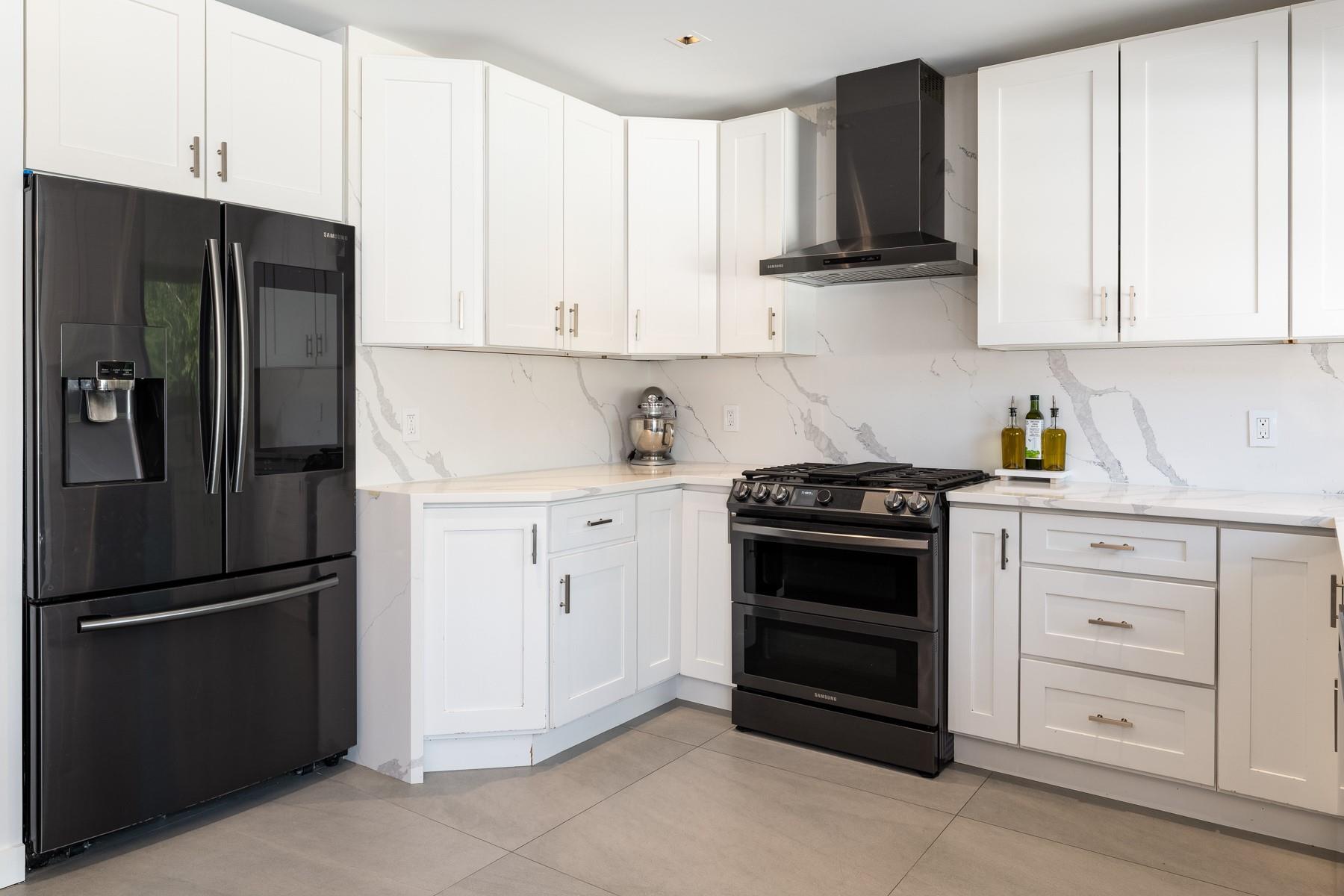 Single Family Kearney  Bronx, NY 10465, MLS-875621-9