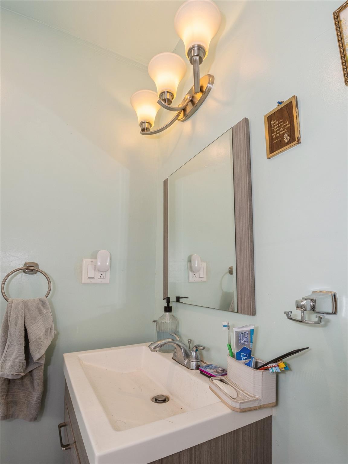 Single Family Vassar  Dutchess County, NY 12603, MLS-875635-18