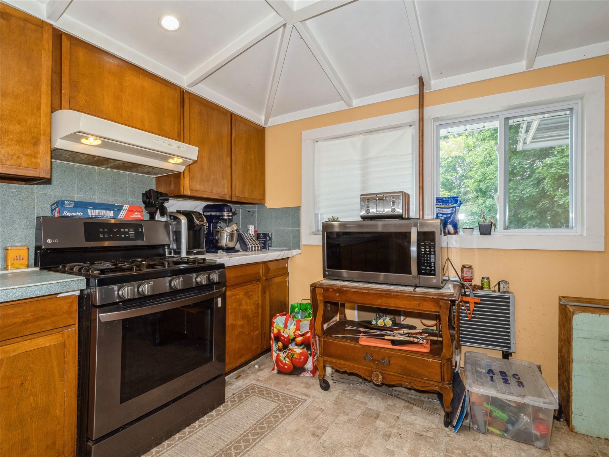 Single Family Vassar  Dutchess County, NY 12603, MLS-875635-31