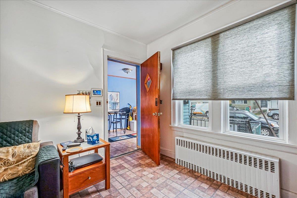 Single Family Sutter  Queens, NY 11417, MLS-875641-10