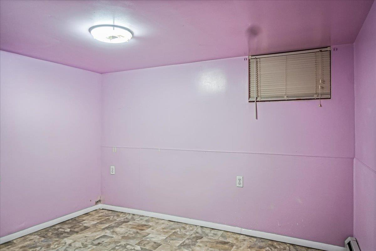 Single Family Sutter  Queens, NY 11417, MLS-875641-16