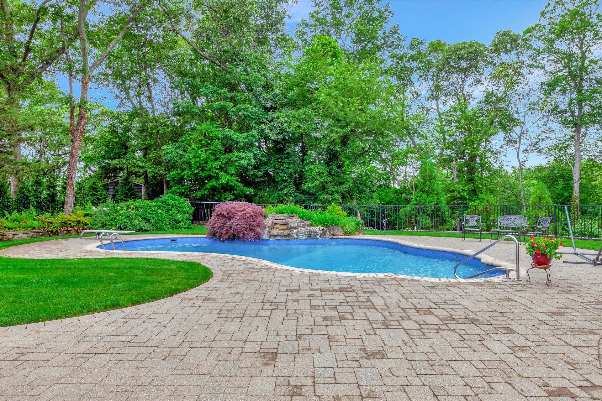 Single Family The Spout  Suffolk County, NY 11787, MLS-875664-28