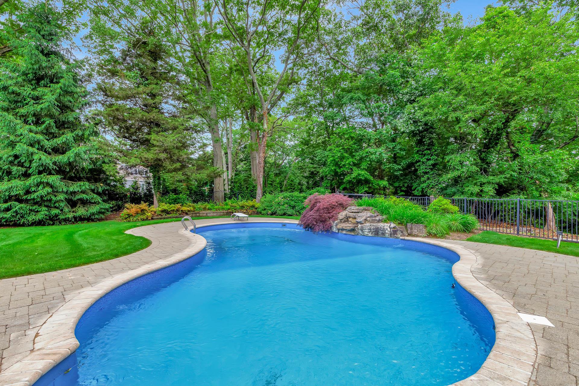 Single Family The Spout  Suffolk County, NY 11787, MLS-875664-29