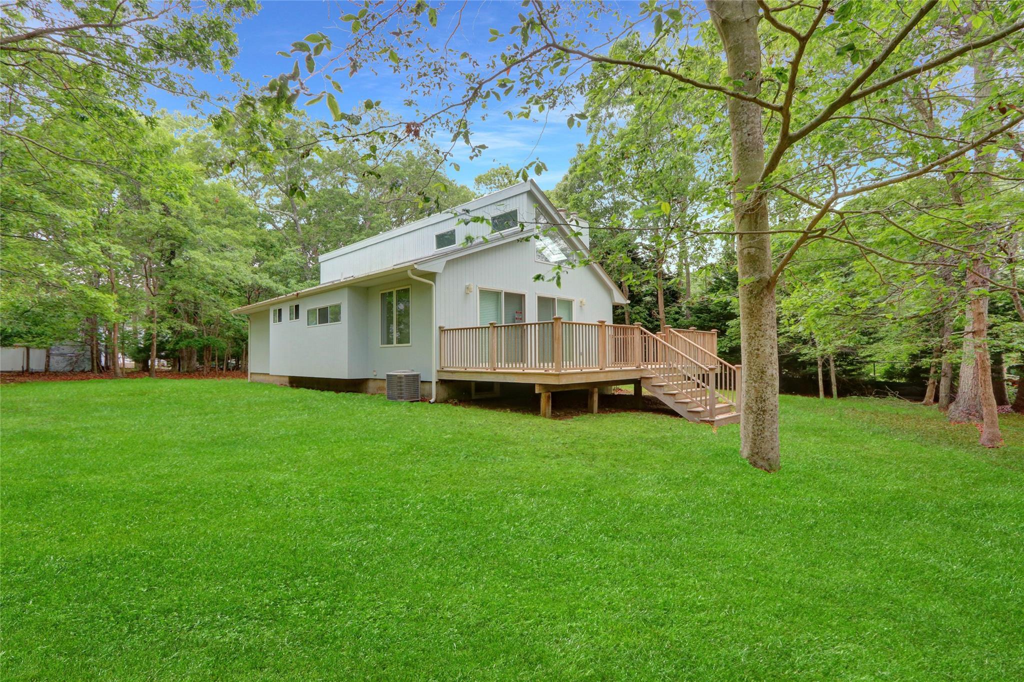 Single Family Eau Claire  Suffolk County, NY 11937, MLS-875669-10