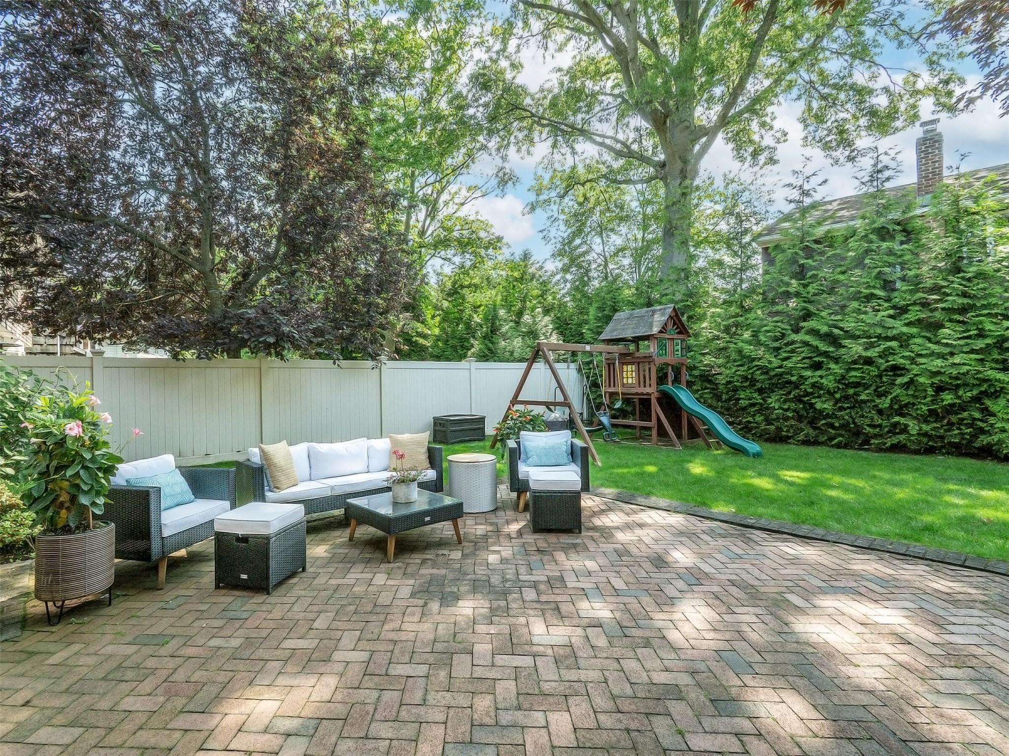 Single Family Schooner  Nassau County, NY 11050, MLS-875670-36
