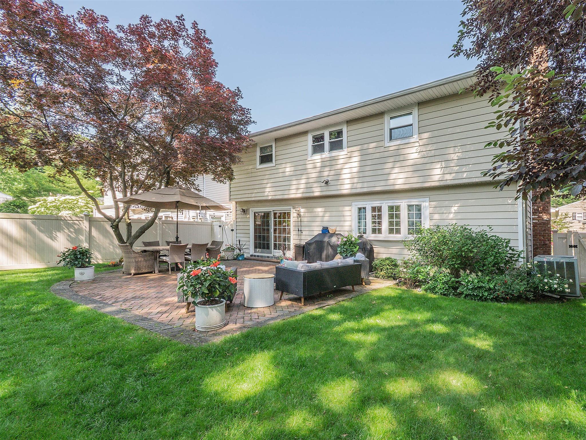Single Family Schooner  Nassau County, NY 11050, MLS-875670-40