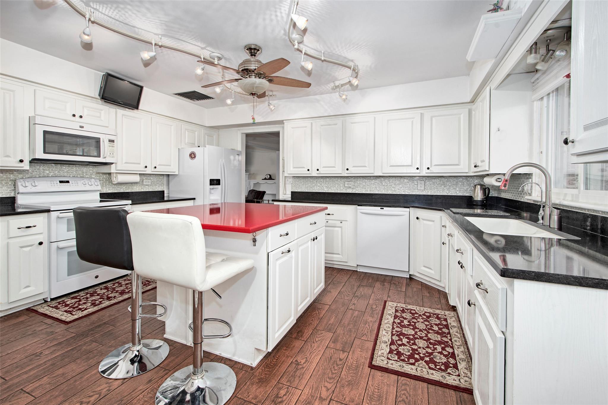Single Family Fountain  Westchester County, NY 10595, MLS-875685-12