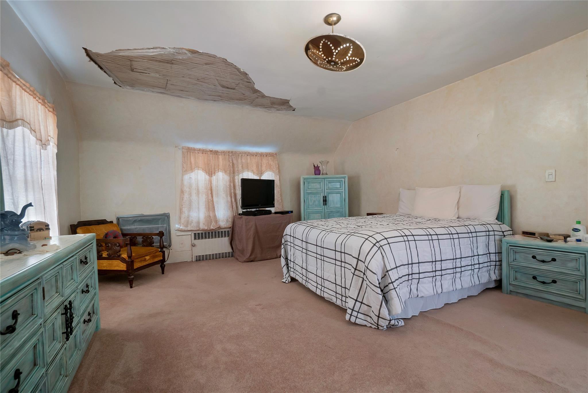 Single Family Dickens  Queens, NY 11691, MLS-875700-12