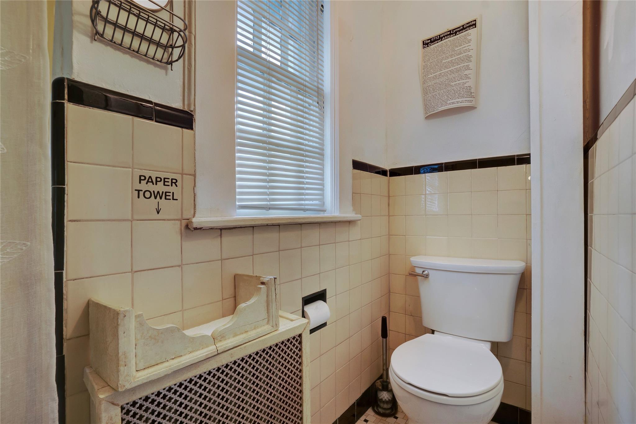 Single Family Dickens  Queens, NY 11691, MLS-875700-8
