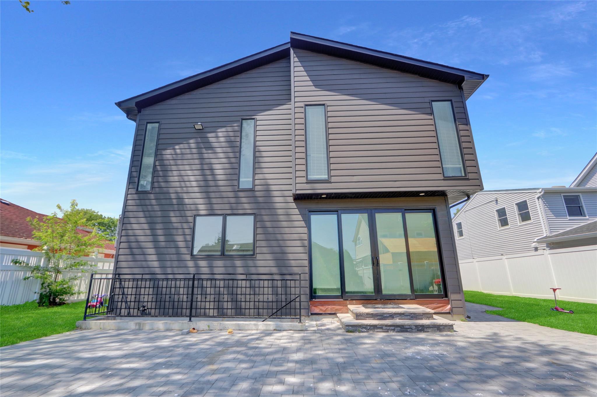 Single Family Wendell  Nassau County, NY 11803, MLS-875710-34