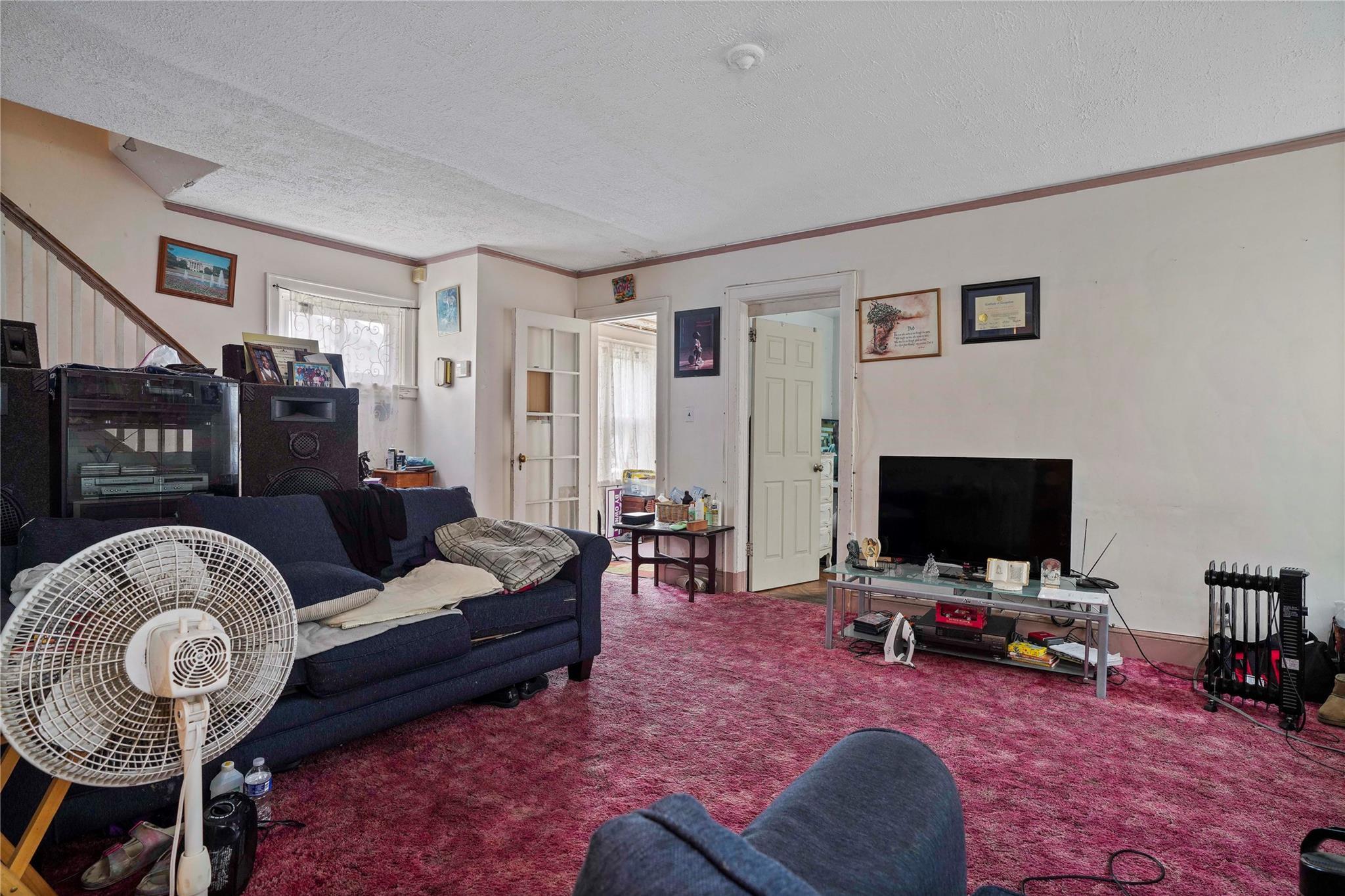 Single Family Leverich  Nassau County, NY 11550, MLS-875720-11