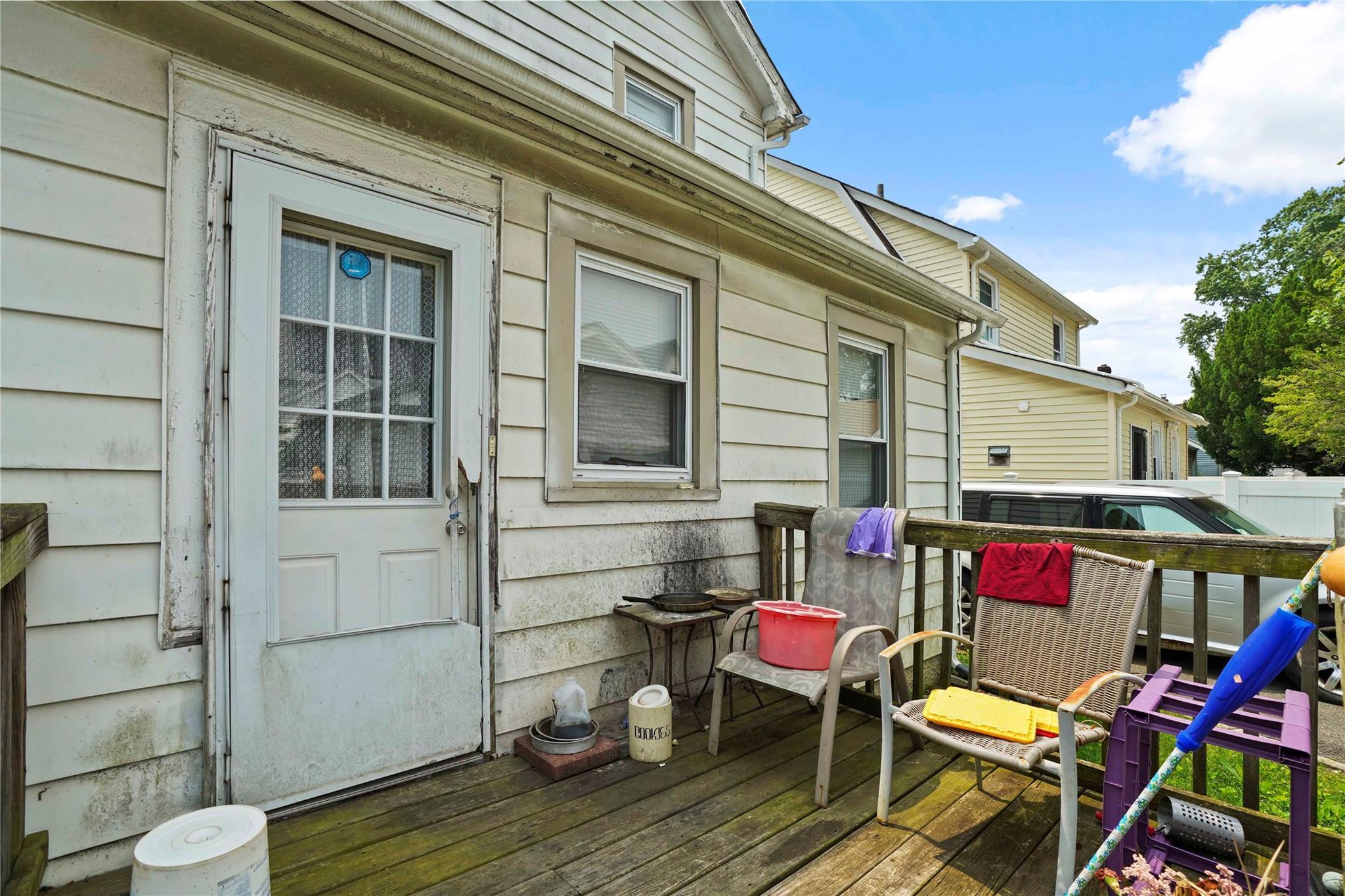 Single Family Leverich  Nassau County, NY 11550, MLS-875720-23