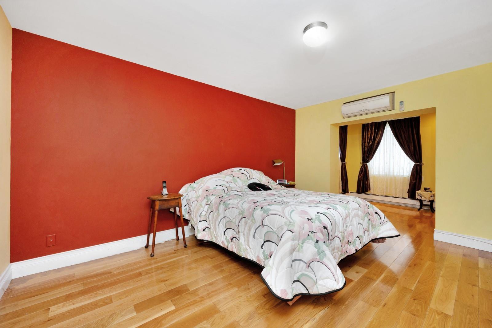 Single Family Cowles  Queens, NY 11379, MLS-875723-15