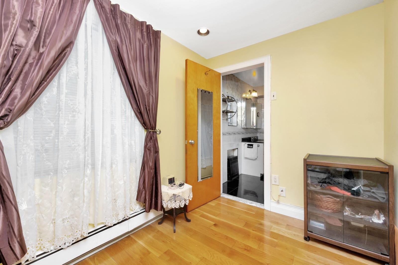 Single Family Cowles  Queens, NY 11379, MLS-875723-16