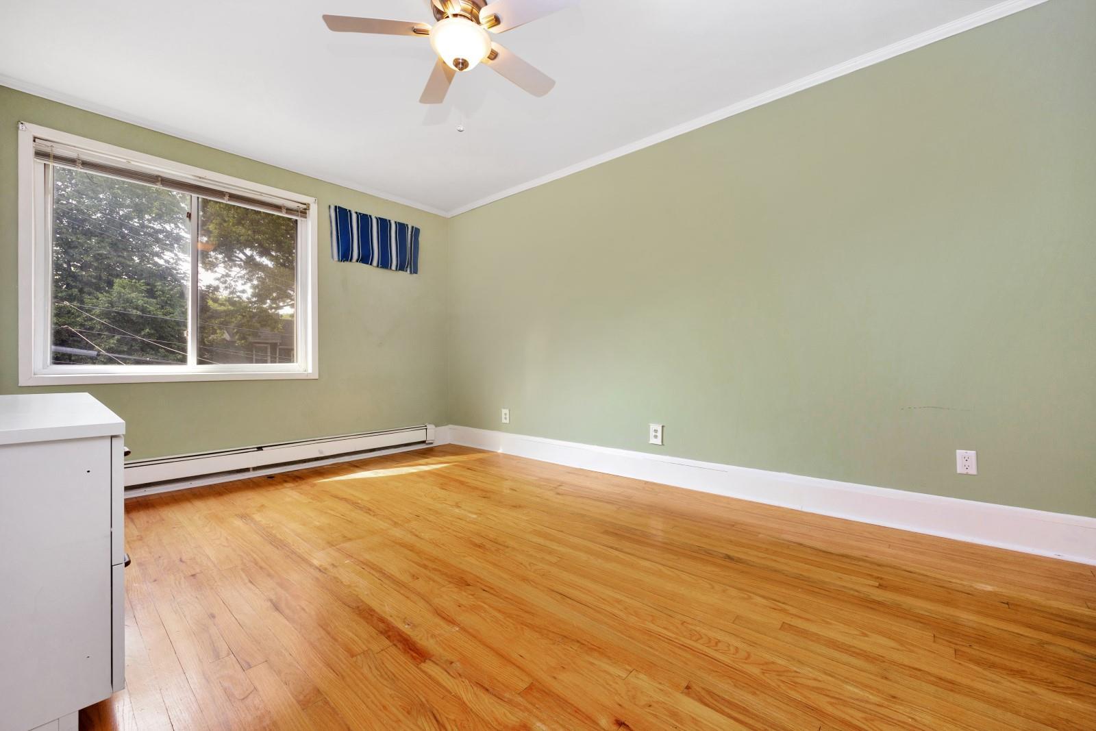 Single Family Cowles  Queens, NY 11379, MLS-875723-21