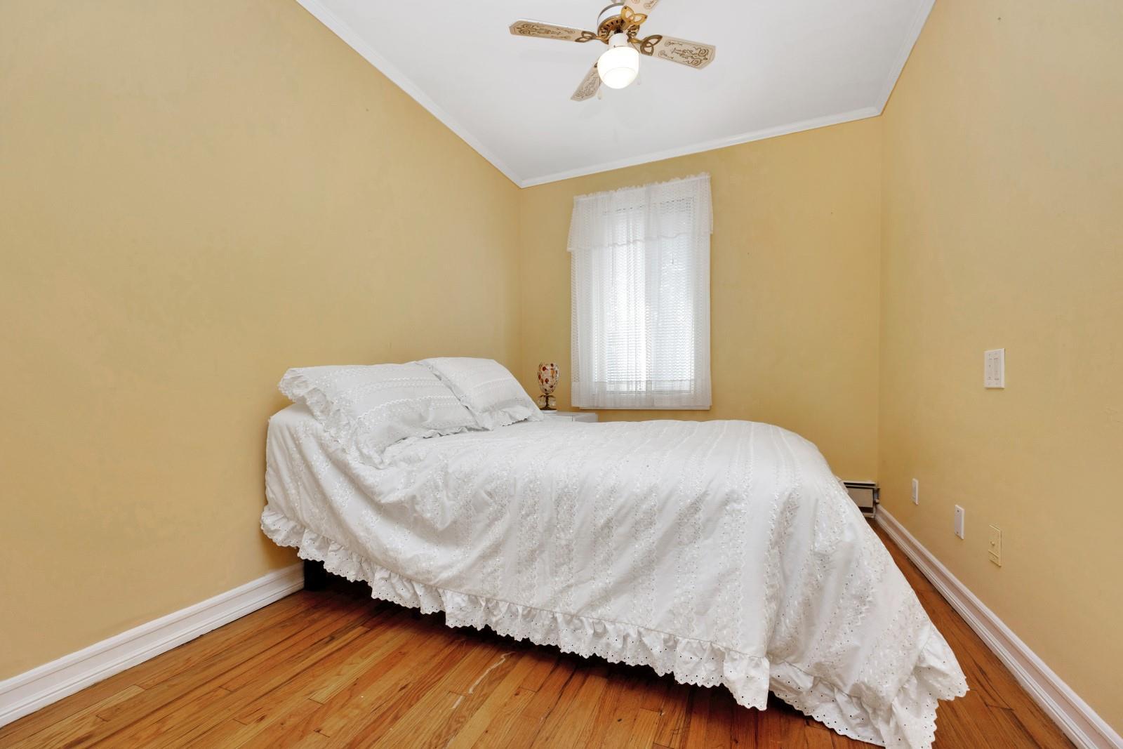 Single Family Cowles  Queens, NY 11379, MLS-875723-22