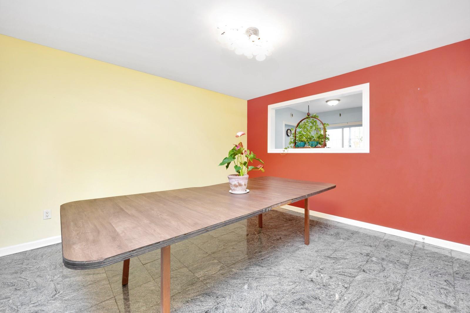 Single Family Cowles  Queens, NY 11379, MLS-875723-7
