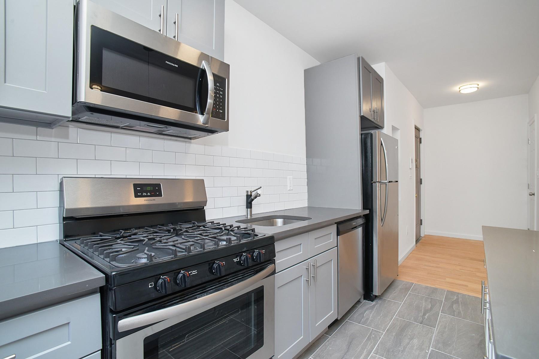 Single Family Grant  Bronx, NY 10456, MLS-875732-12