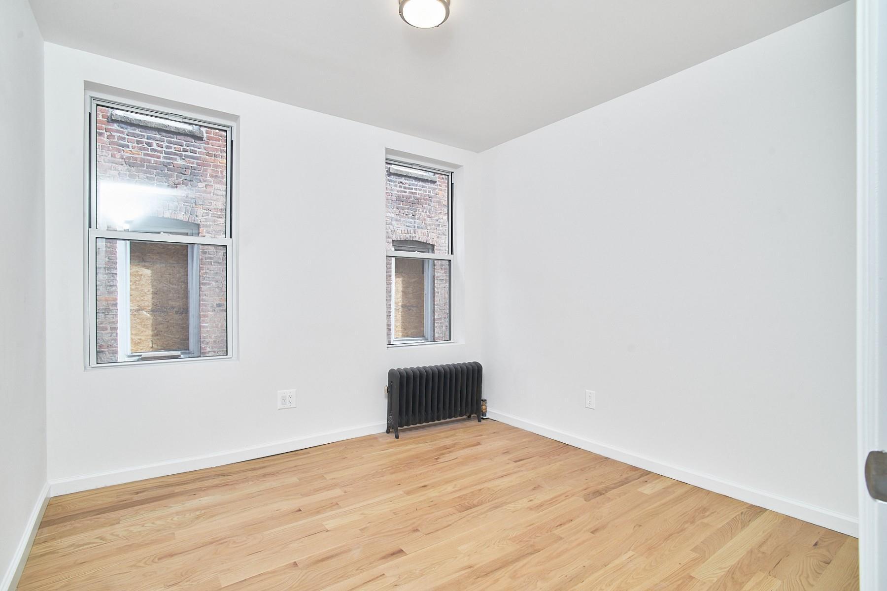 Single Family Grant  Bronx, NY 10456, MLS-875732-30