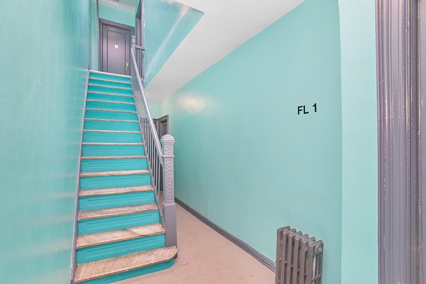 Single Family Grant  Bronx, NY 10456, MLS-875732-37
