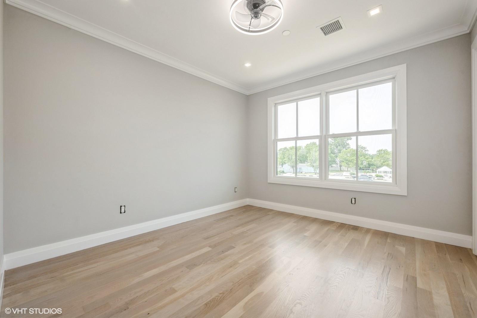 Single Family Pleasantview  Nassau County, NY 11709, MLS-875744-15