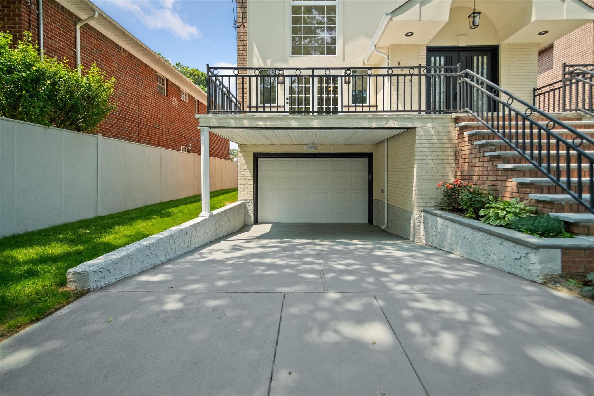 Single Family Sutro  Queens, NY 11423, MLS-875762-3