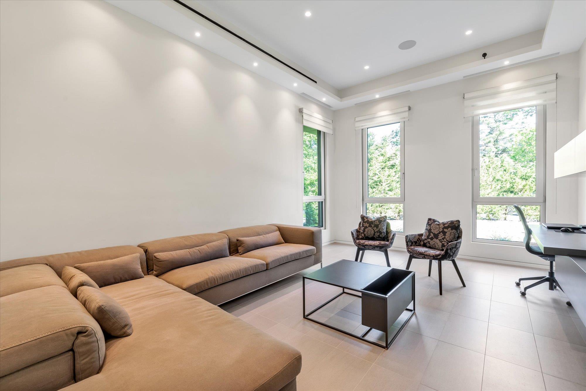 Single Family Stevenson Nassau County, NY 11557, MLS-875789-11