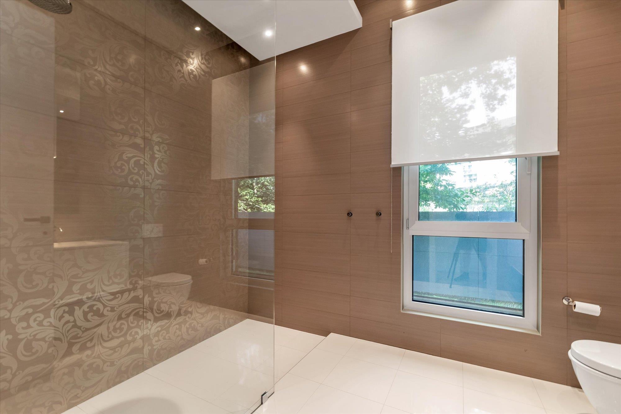 Single Family Stevenson Nassau County, NY 11557, MLS-875789-16