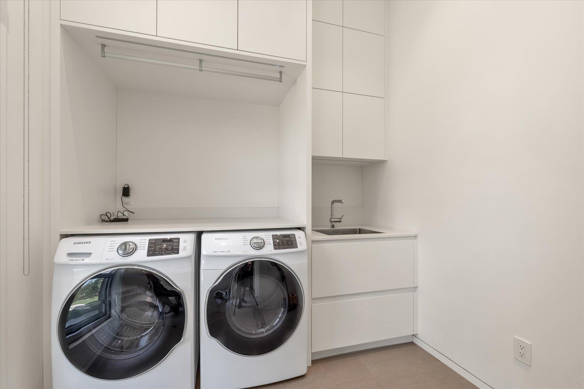 Single Family Stevenson Nassau County, NY 11557, MLS-875789-21