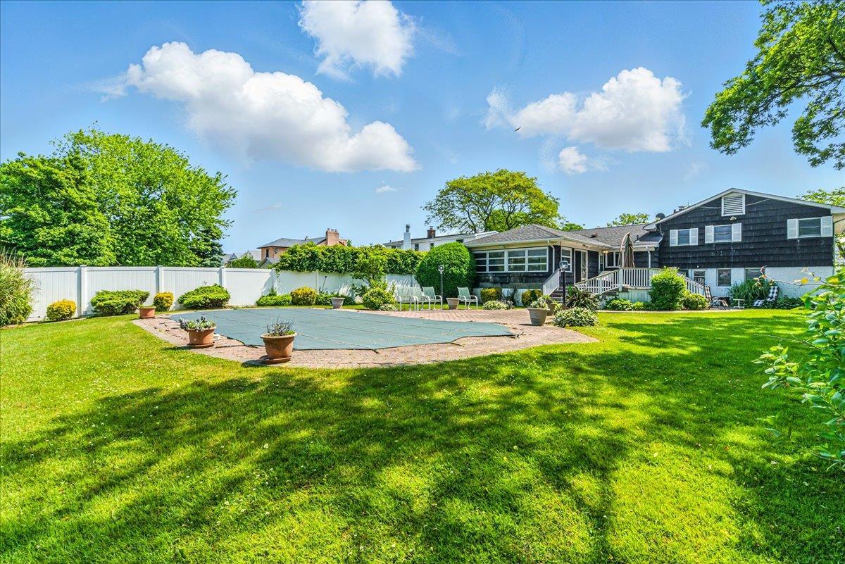 Single Family Blackheath  Nassau County, NY 11561, MLS-875801-14