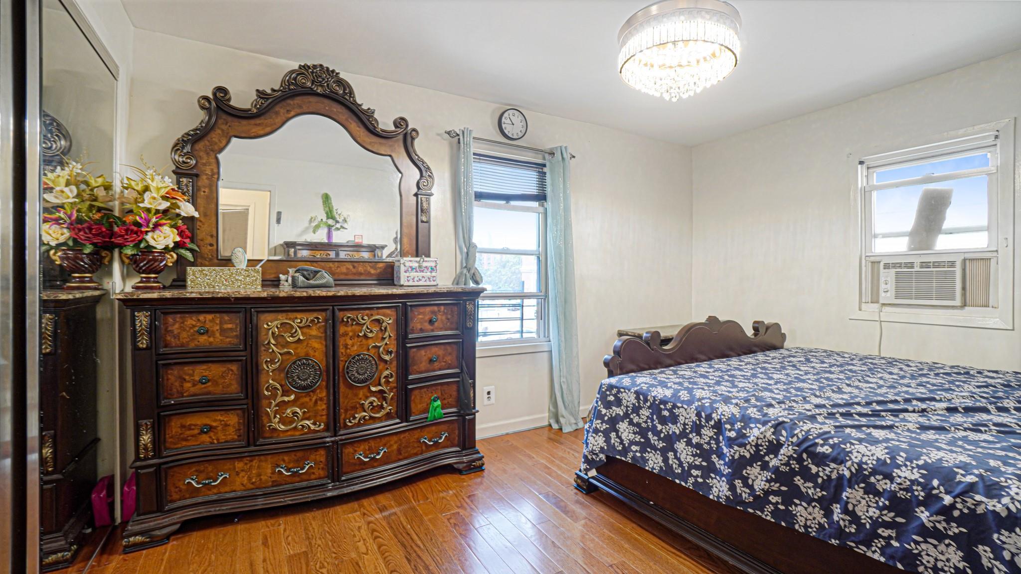 Single Family Zerega  Bronx, NY 10462, MLS-875828-12
