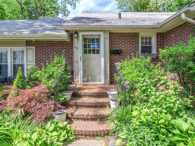 Single Family Glenwood  Nassau County, NY 11545, MLS-875830-3