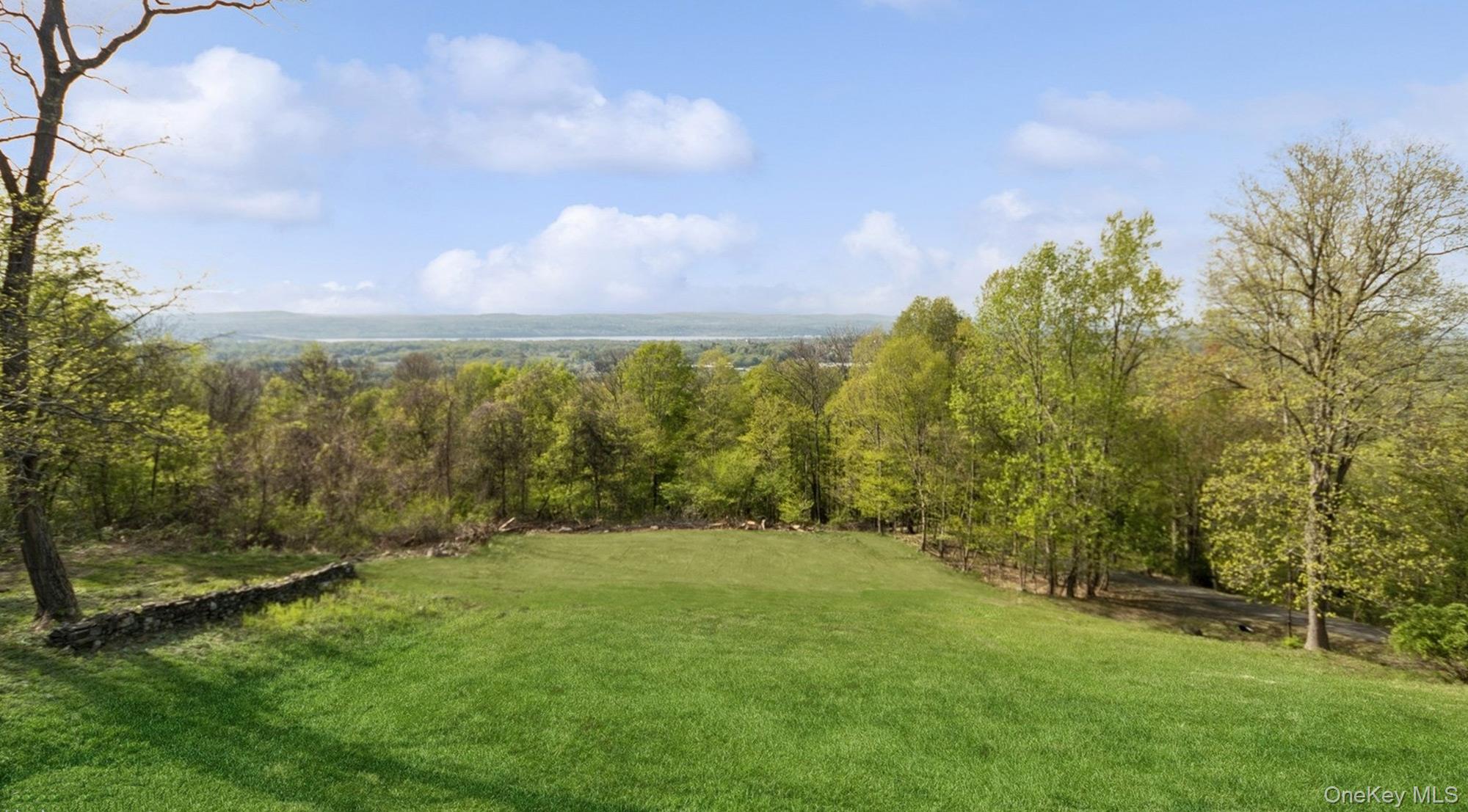 Single Family Blue Grass Dutchess County, NY 12508, MLS-875836-10