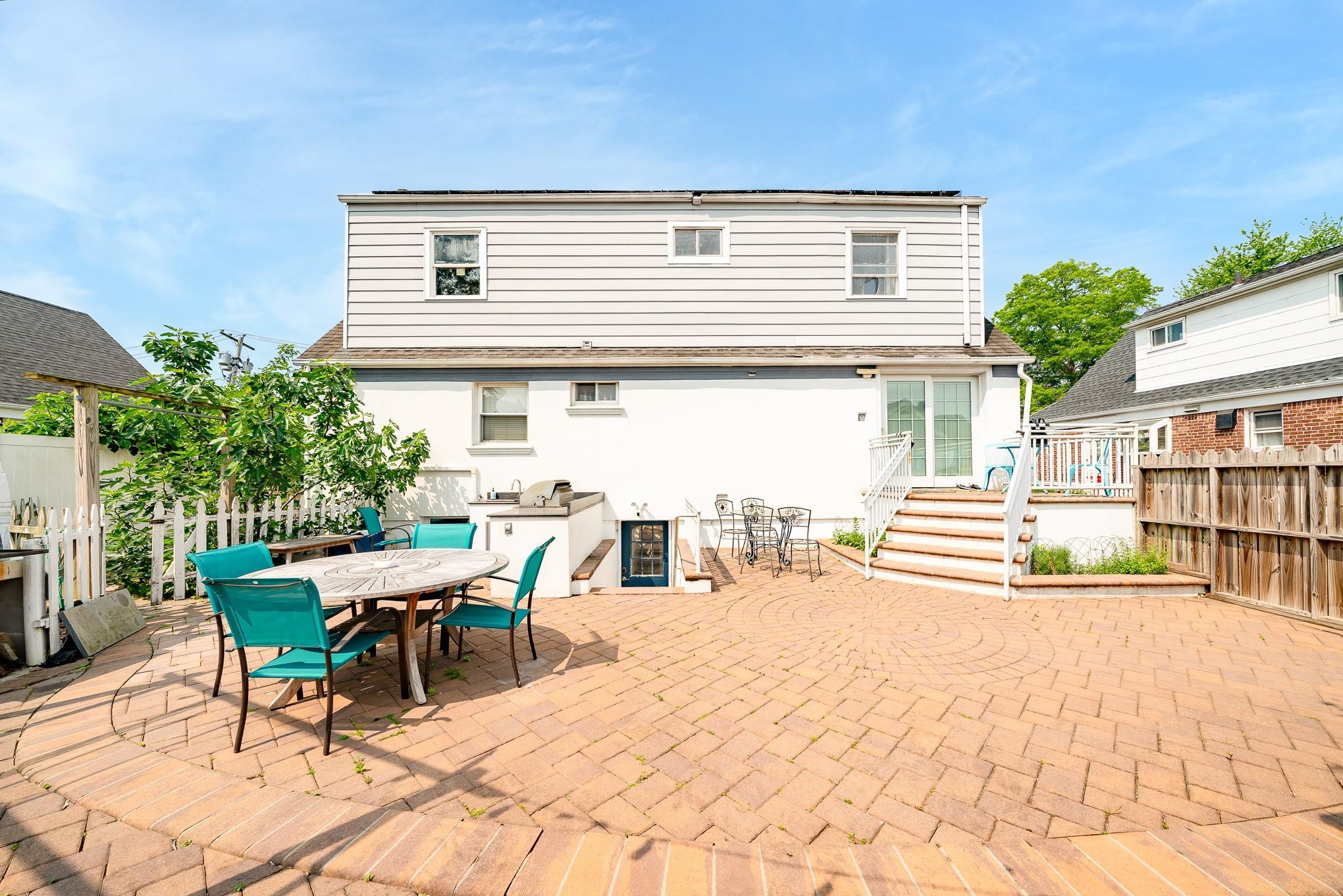 Single Family Wardwell  Nassau County, NY 11501, MLS-875845-7