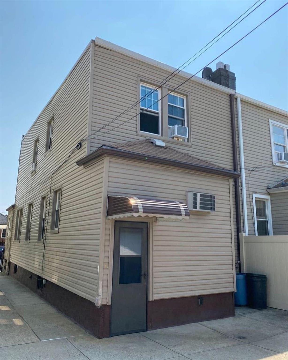 Single Family 68th  Queens, NY 11385, MLS-875851-6