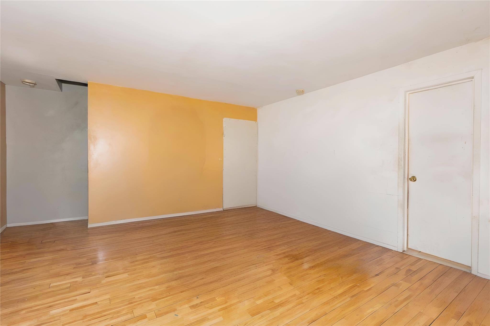 Single Family 231  Queens, NY 11413, MLS-875852-16