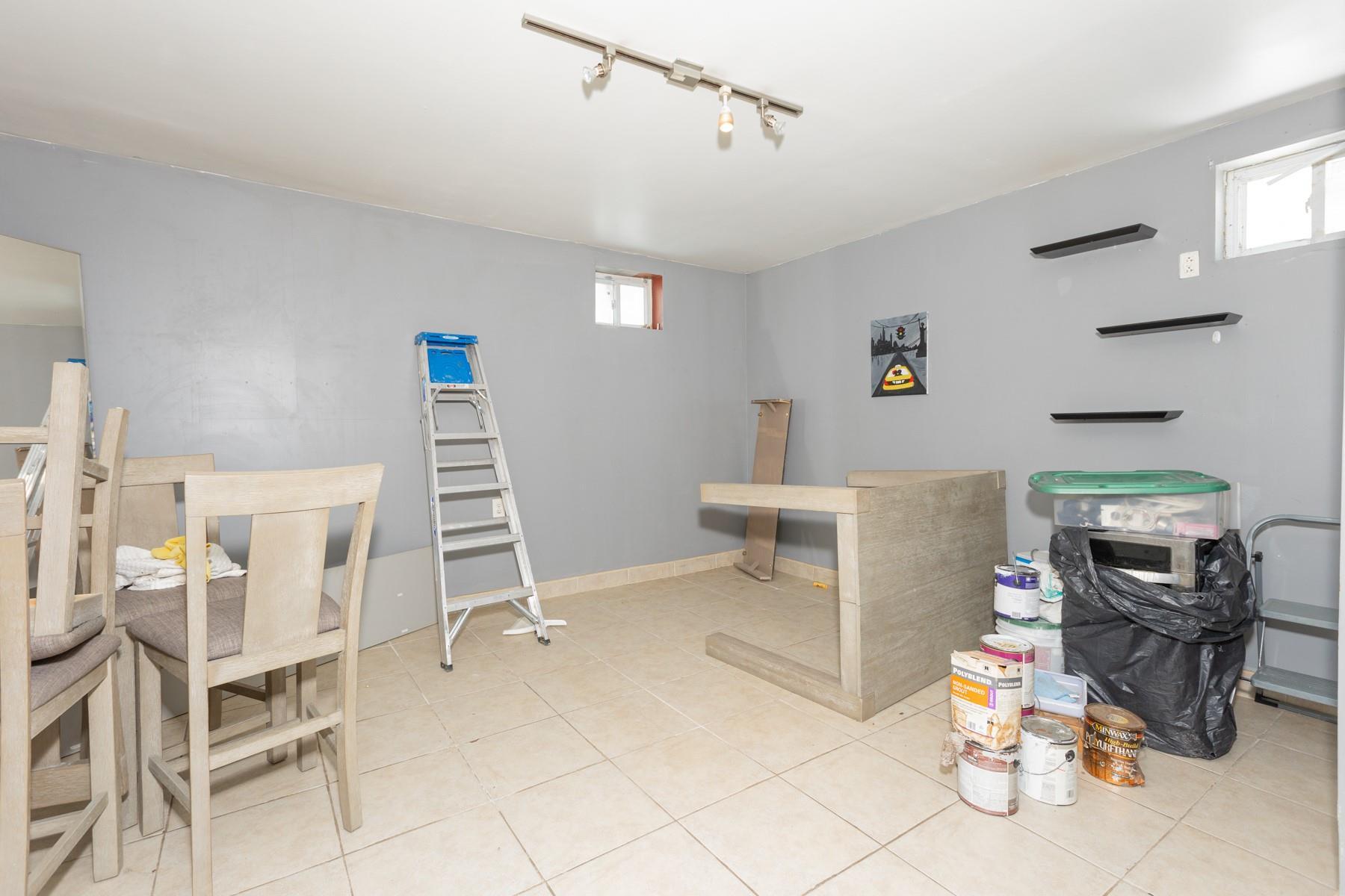 Single Family 231  Queens, NY 11413, MLS-875852-29
