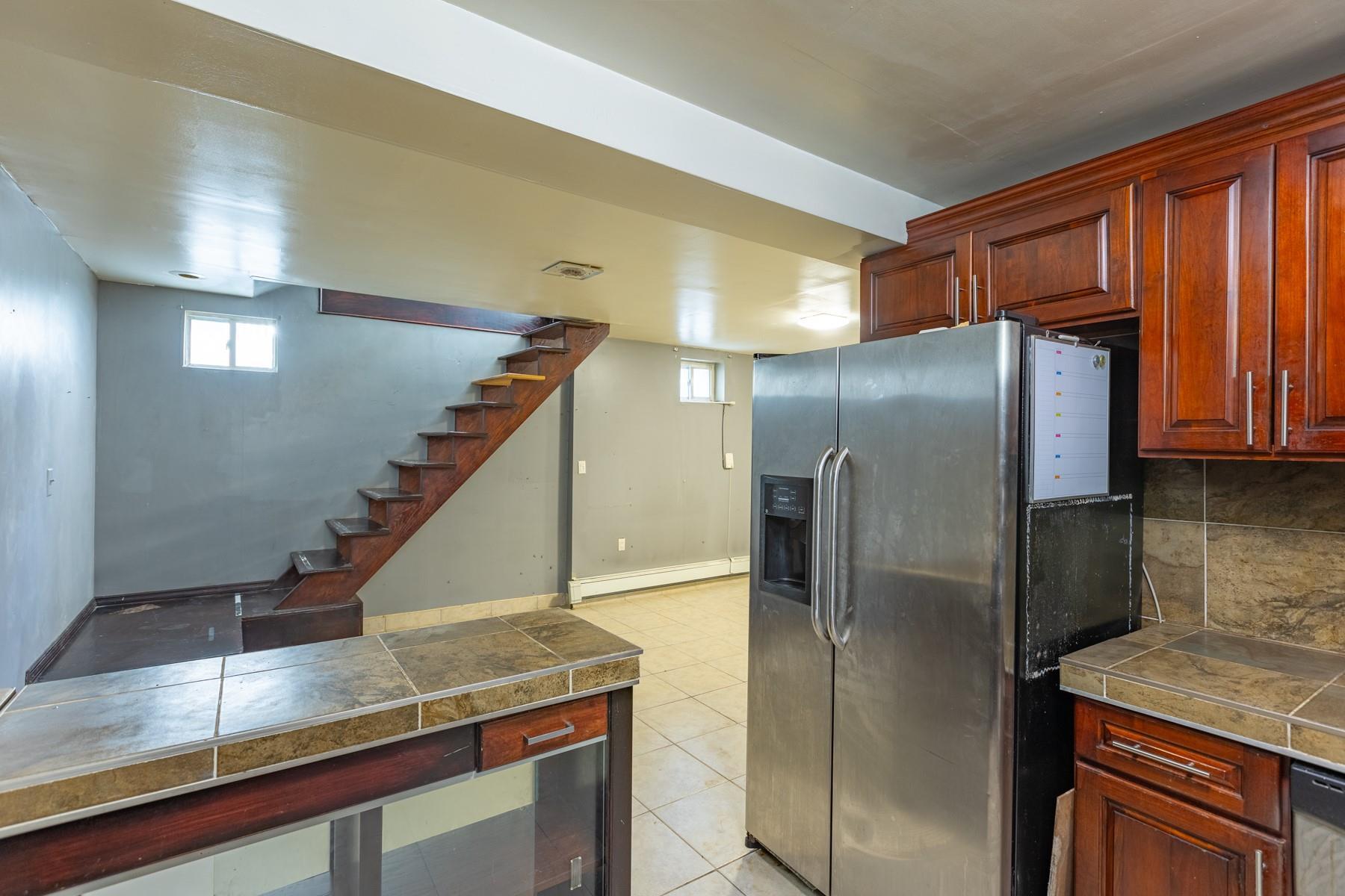 Single Family 231  Queens, NY 11413, MLS-875852-38