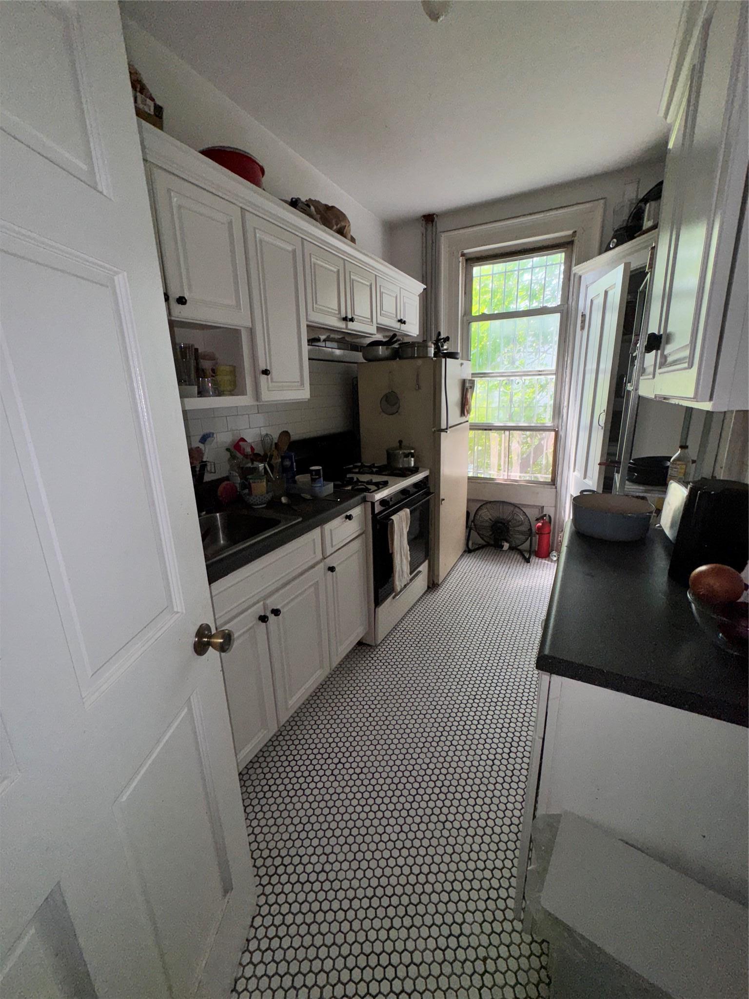 Single Family Jefferson  Brooklyn, NY 11206, MLS-875854-8