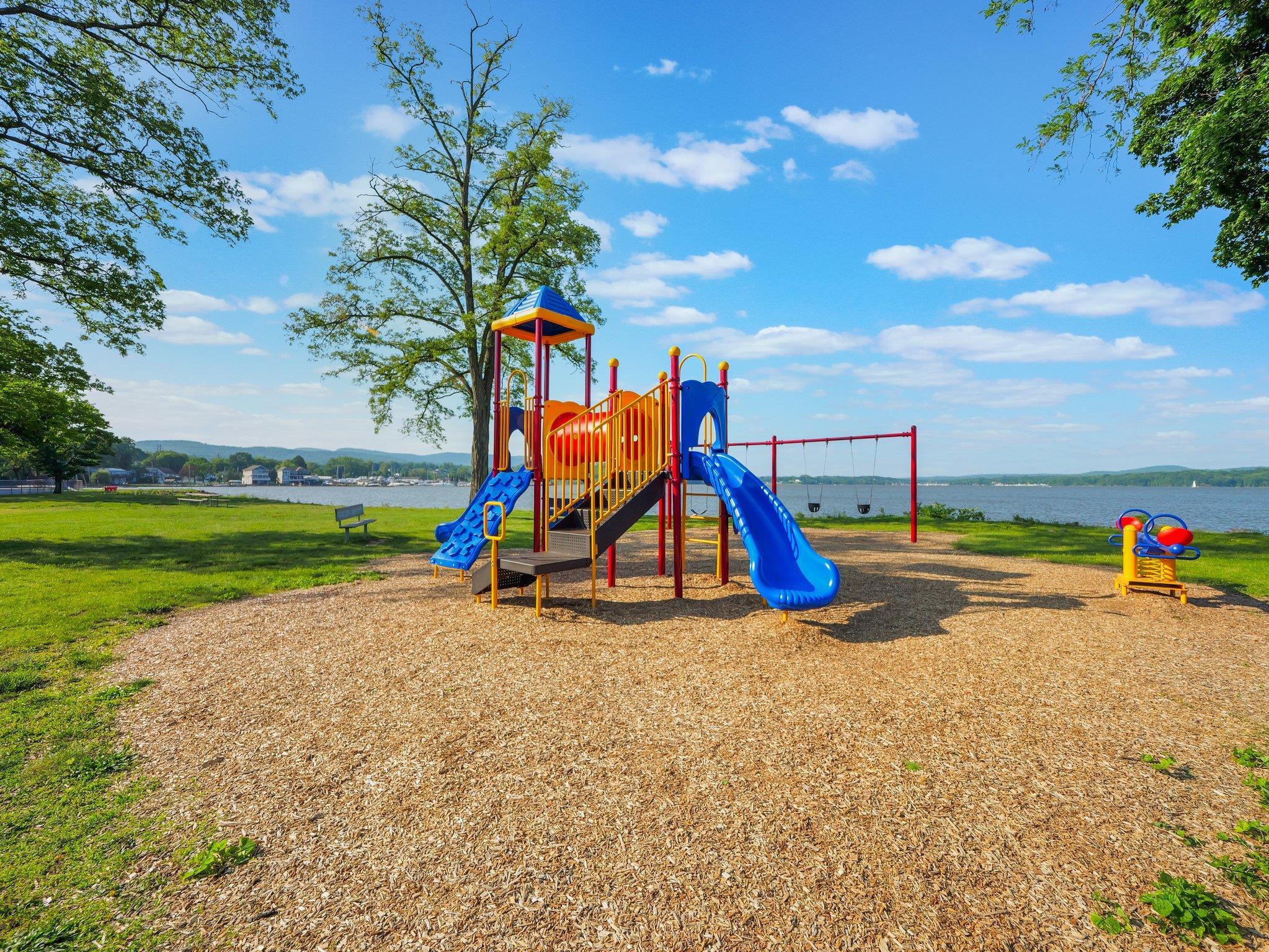 Single Family Windward Wy  Rockland County, NY 10980, MLS-875860-21