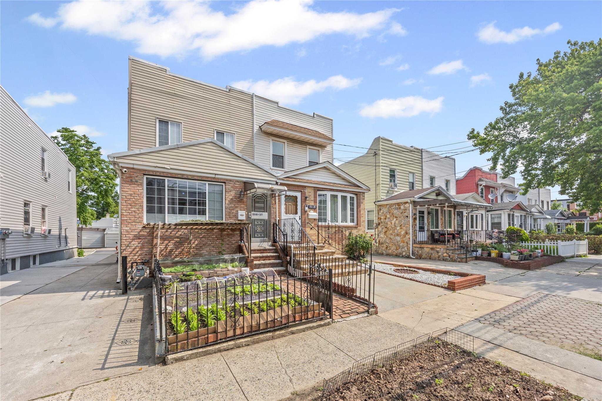 Single Family Coolidge  Queens, NY 11432, MLS-875872-3
