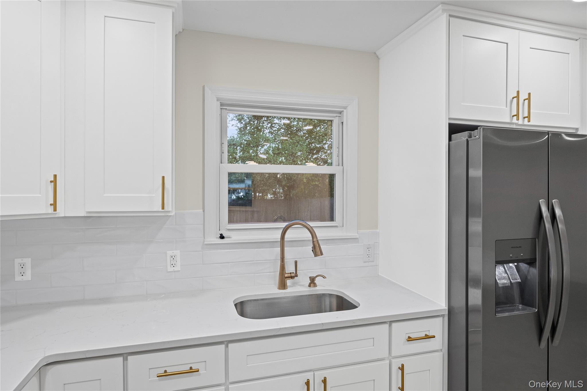 Single Family Colony Suffolk County, NY 11776, MLS-875881-14