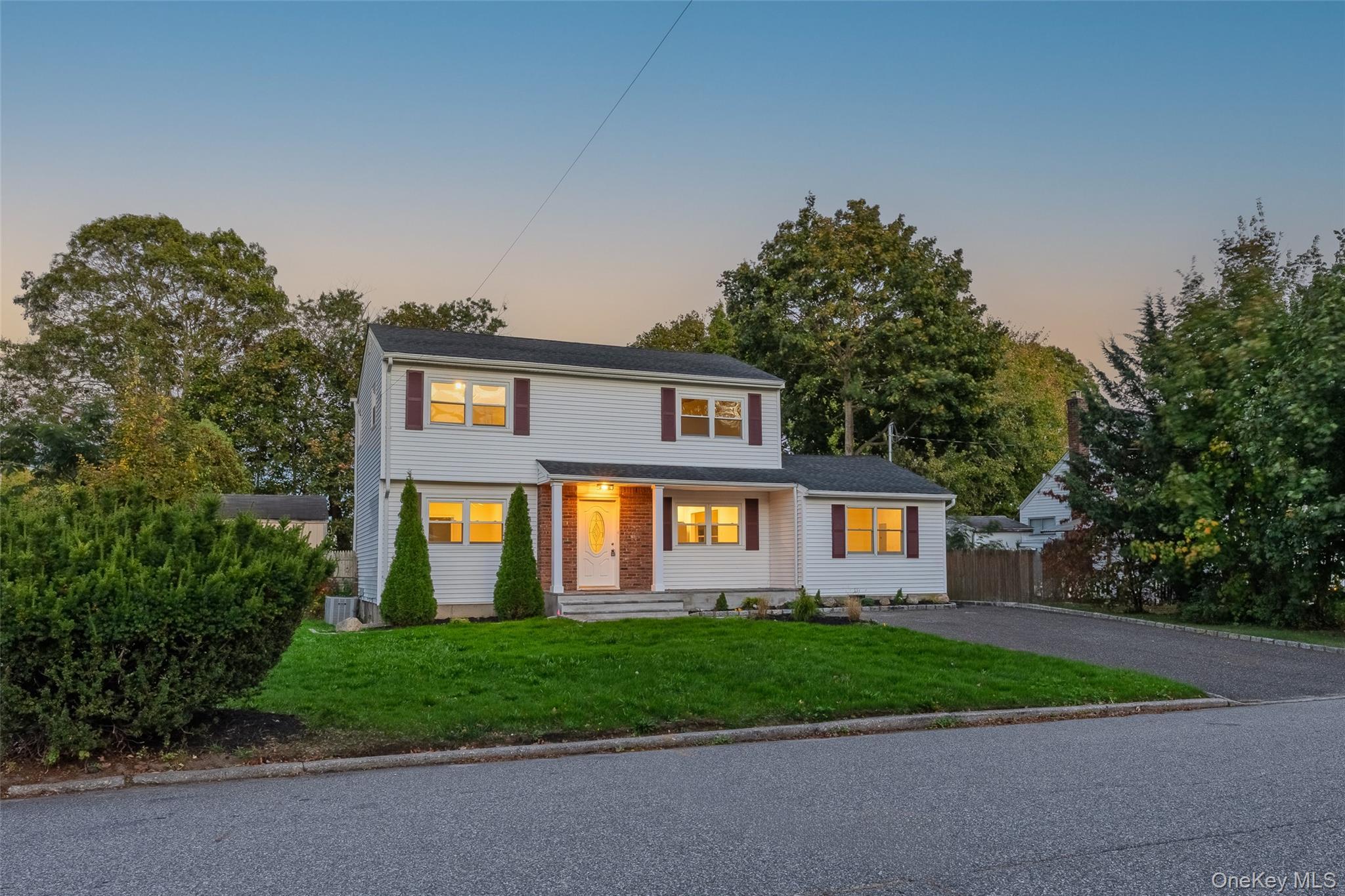 Single Family Colony Suffolk County, NY 11776, MLS-875881-2