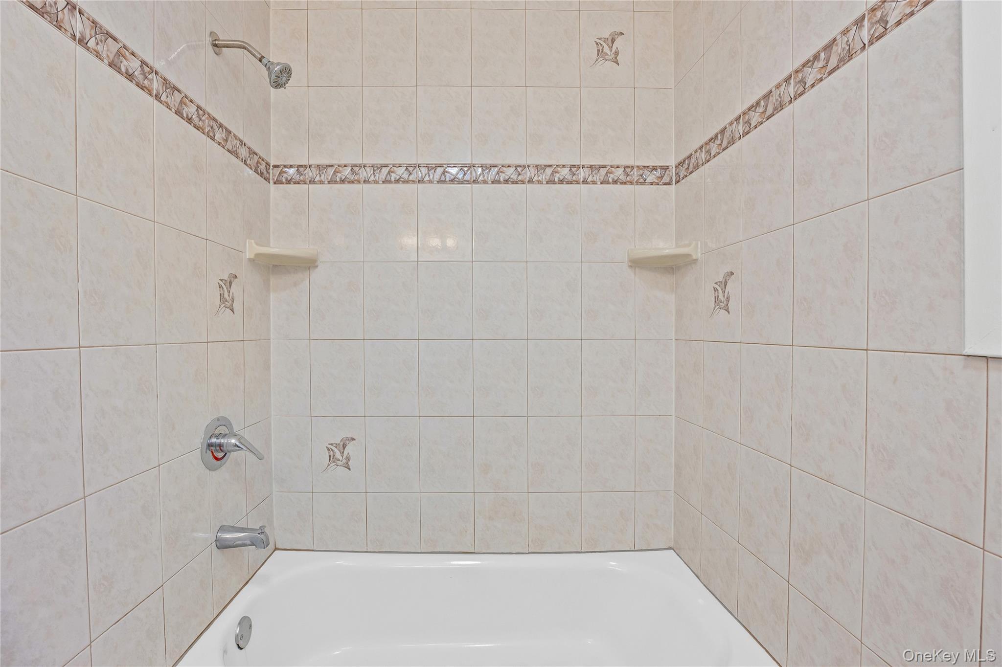 Single Family Colony Suffolk County, NY 11776, MLS-875881-23