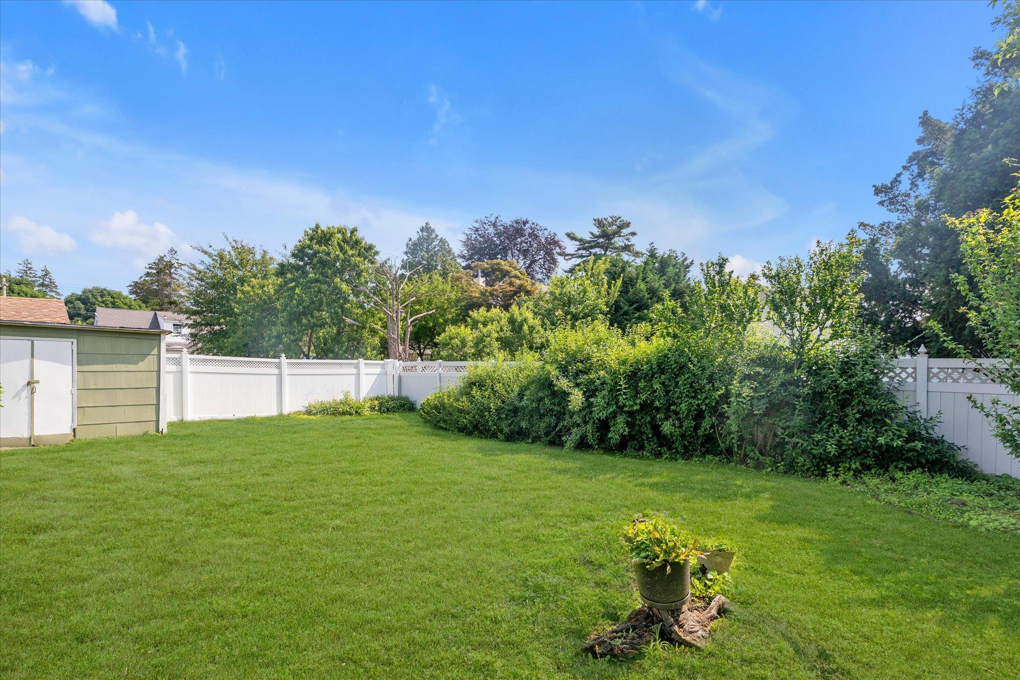 Single Family Emerson  Nassau County, NY 11553, MLS-875883-20