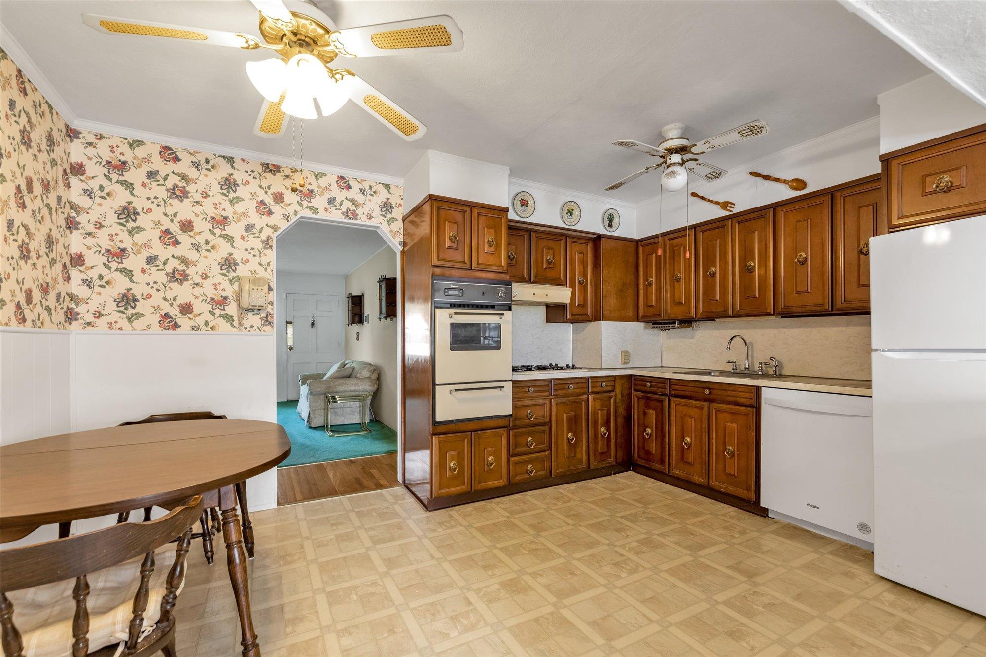Single Family Emerson  Nassau County, NY 11553, MLS-875883-8