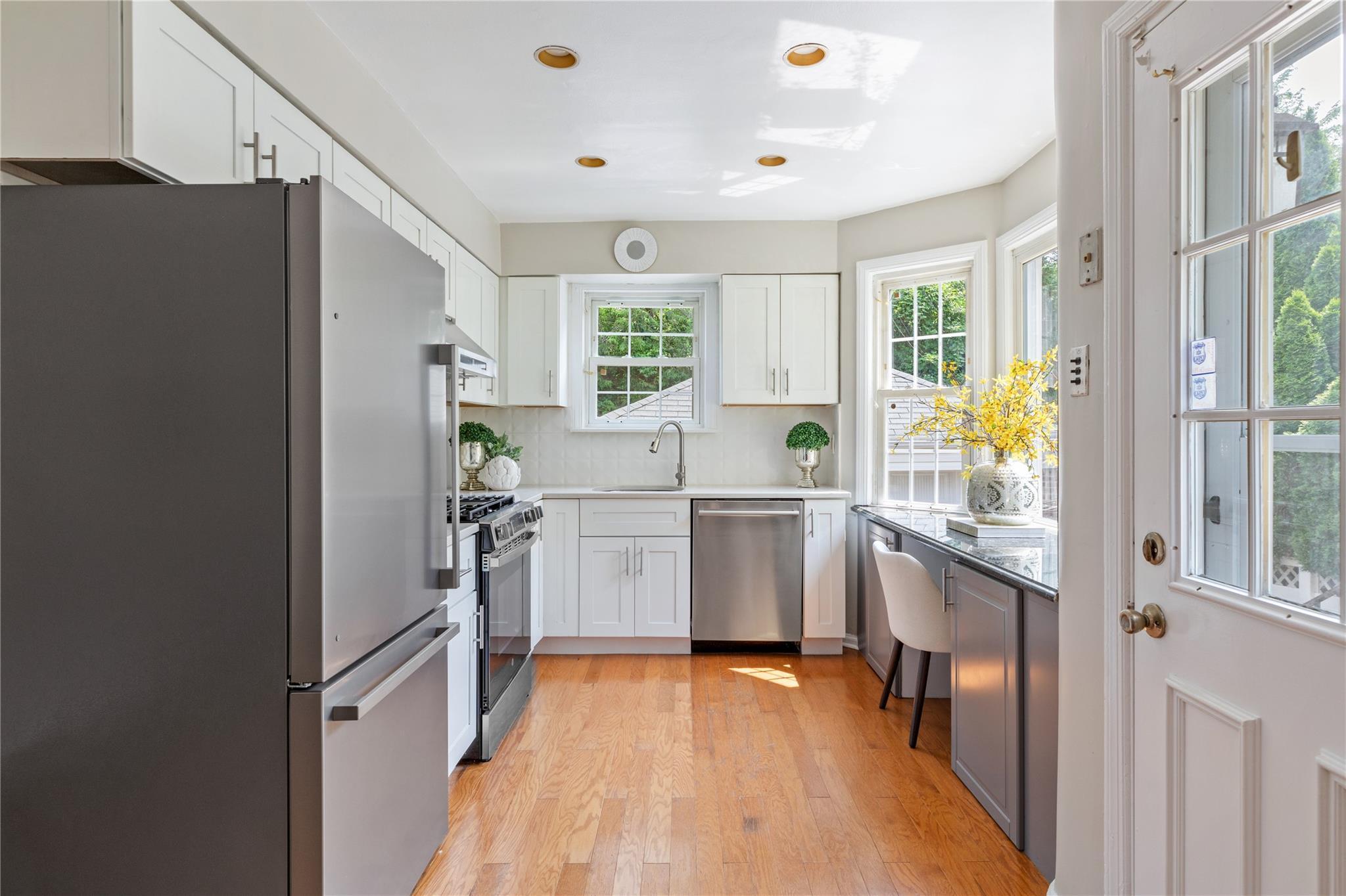 Single Family Clinch  Nassau County, NY 11530, MLS-875889-14